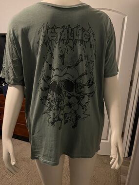Metallica Graphic Short Sleeve Tee in Sage Green
